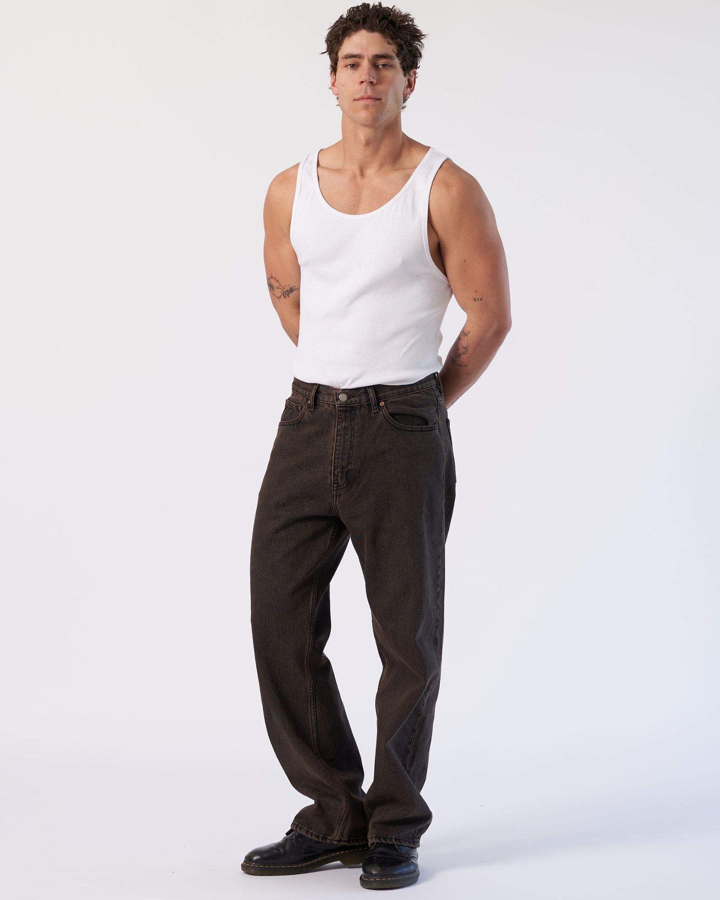Omar Relaxed Jeans - Jet Brown