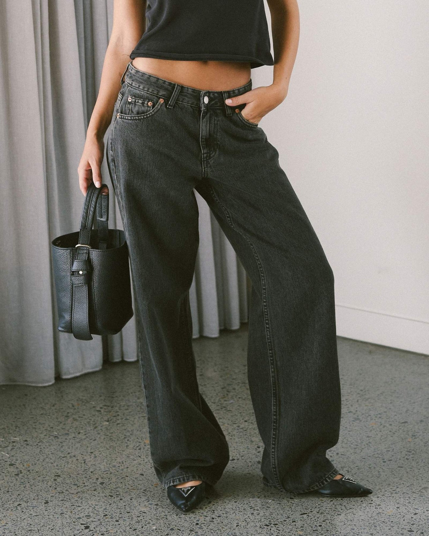 Hill Low Relaxed Jeans - Aged Black