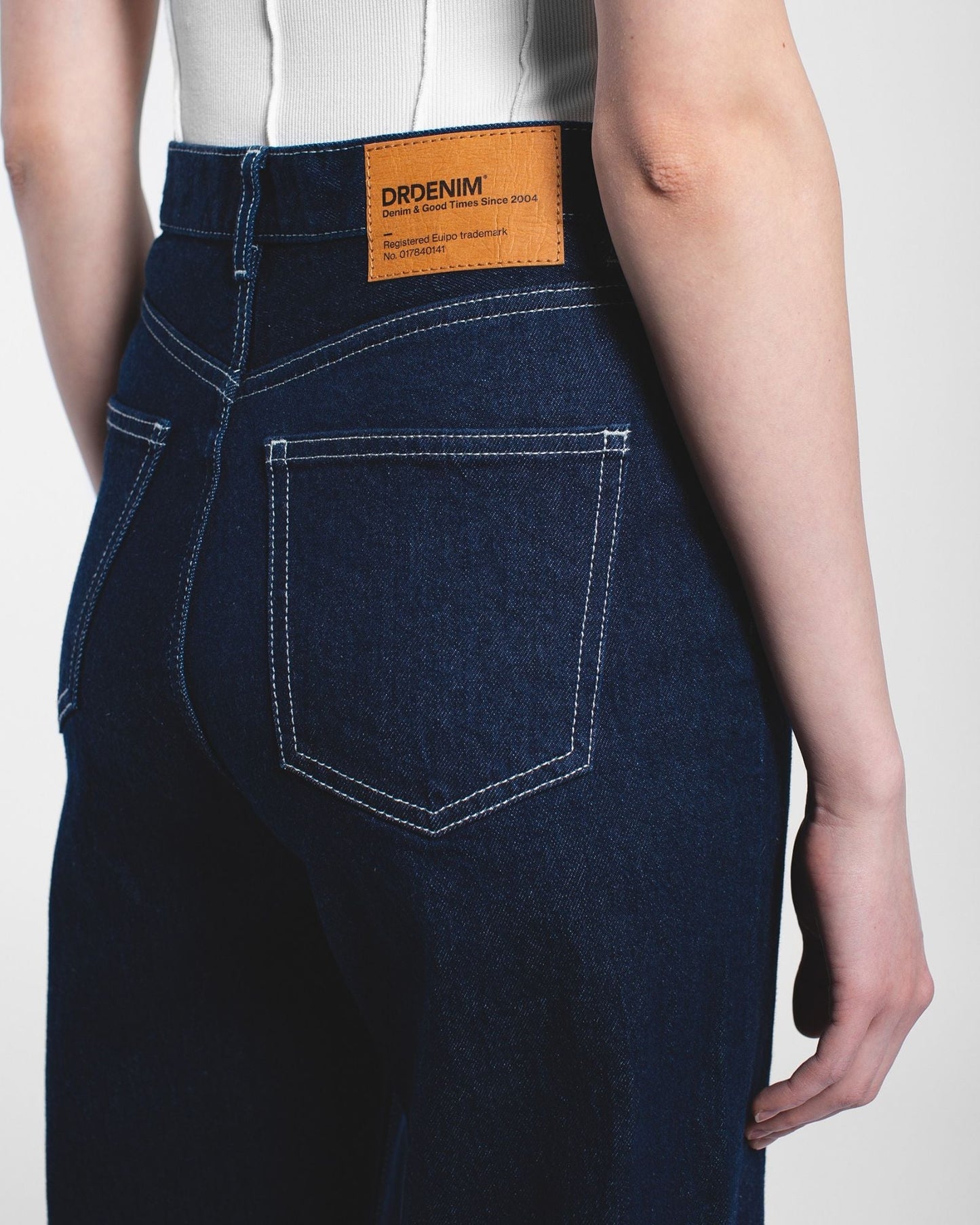 Echo High Straight Jeans - Bay Rinse Contrast