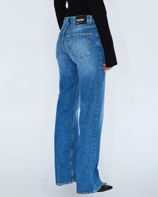 Addy Mid Straight Jeans - Bay Mid Fade