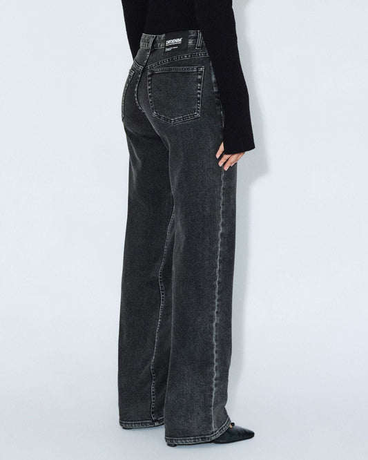 Addy Mid Straight Jeans - Tar Aged Black