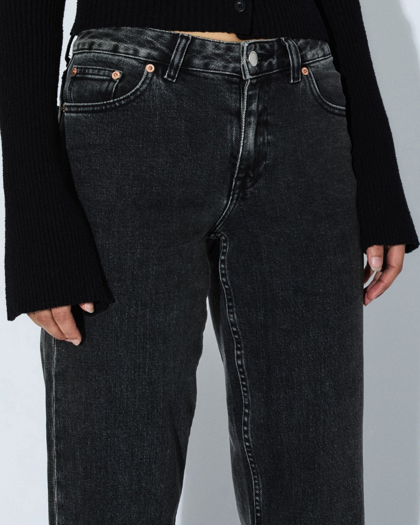 Addy Mid Straight Jeans TALL - Tar Aged Black