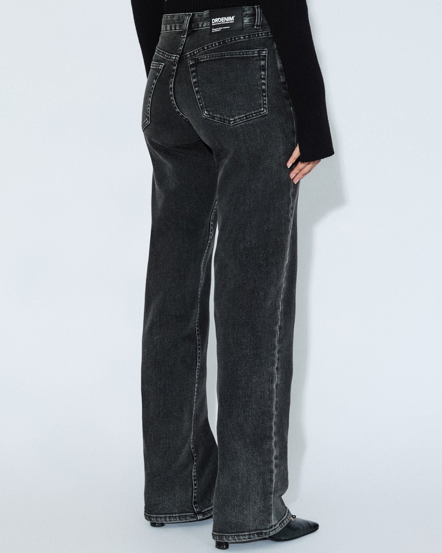 Addy Mid Straight Jeans TALL - Tar Aged Black