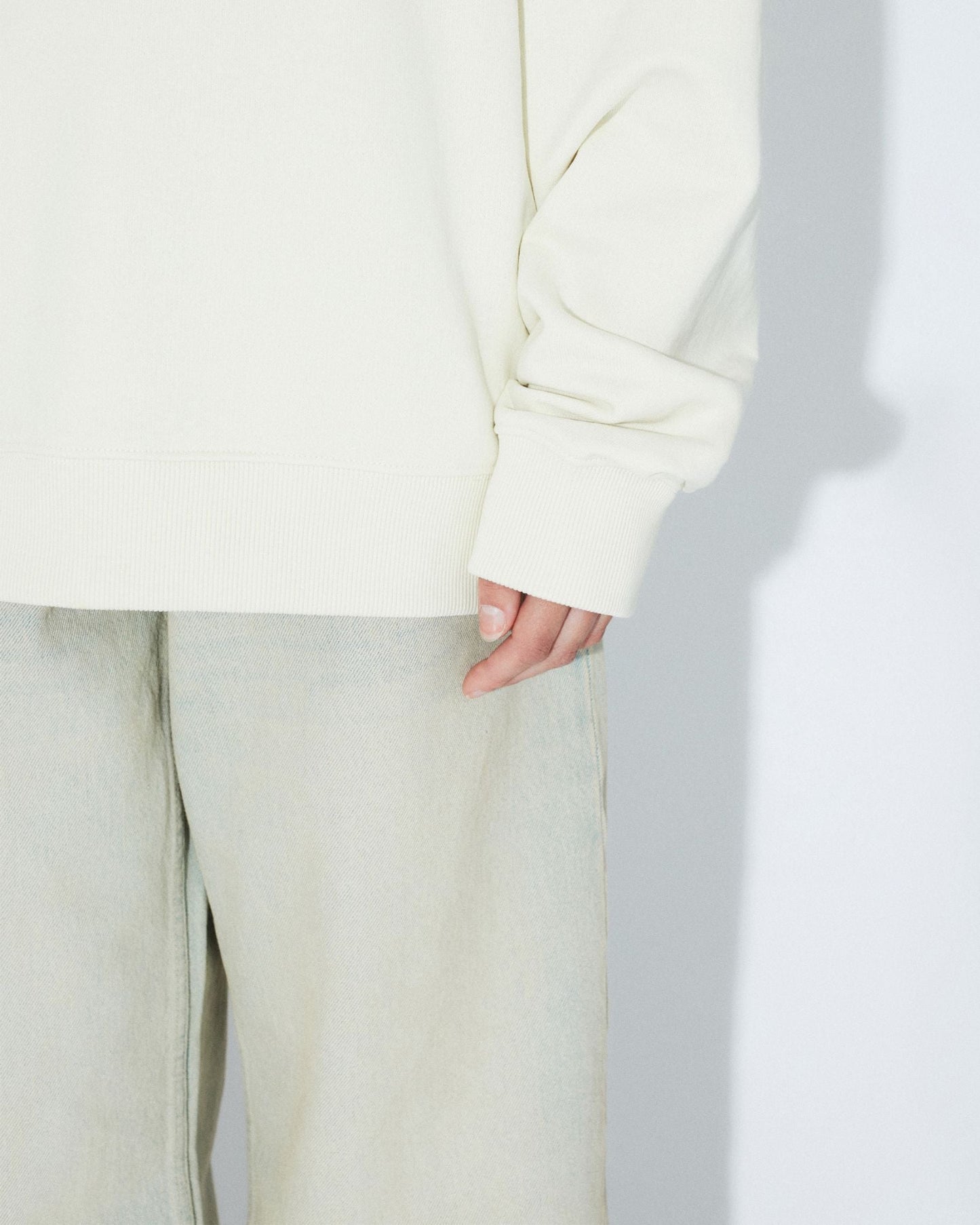 Brady Collar Sweat - Ecru Mono
