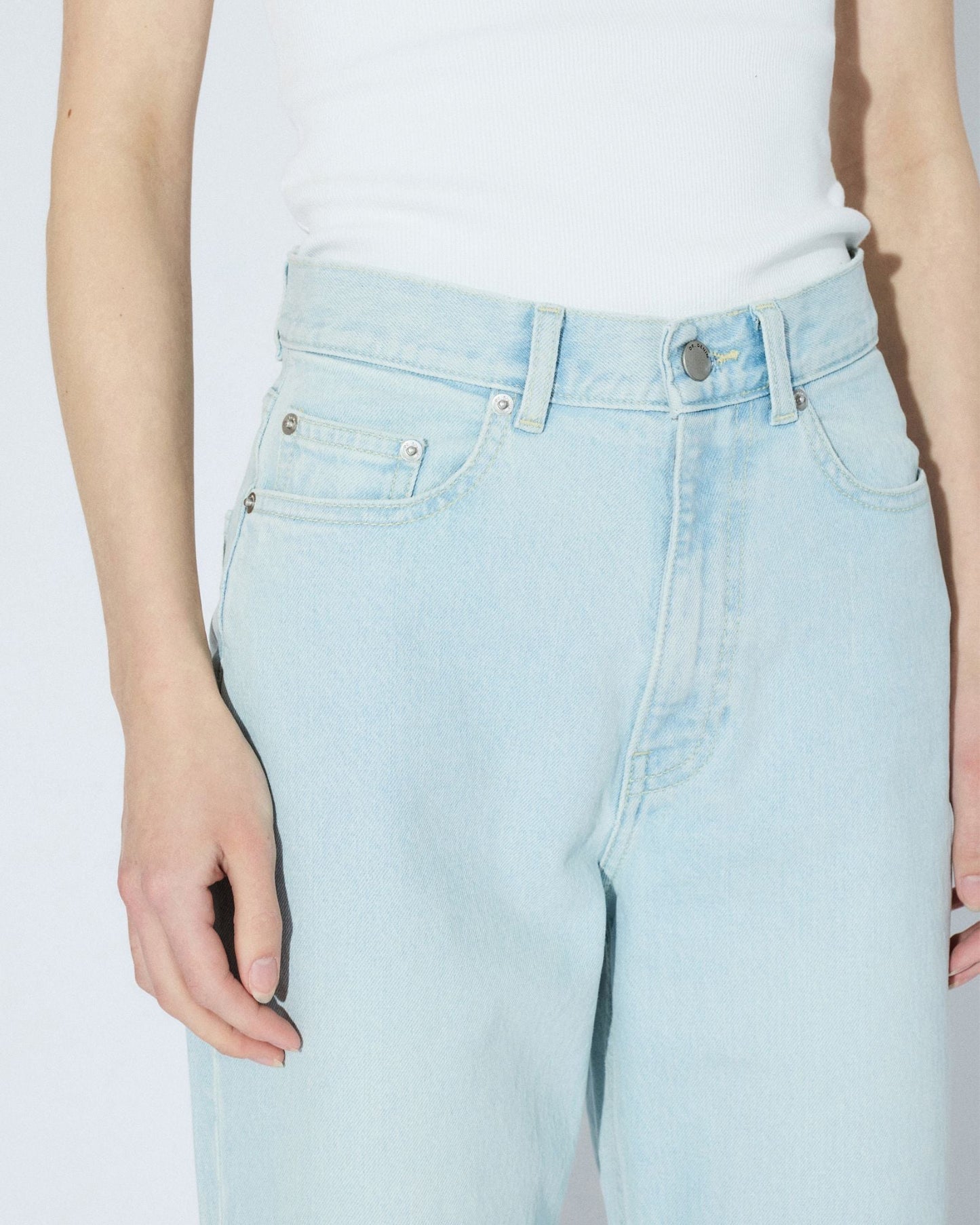 Echo High Straight Jeans - Bay Superlight Used