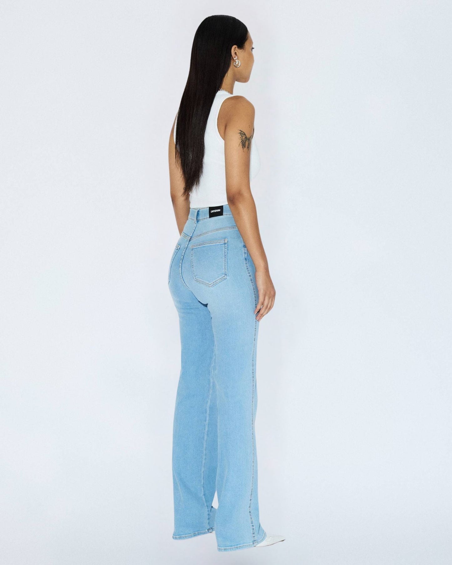 Moxy High Straight Jeans - Cape Pale Shade