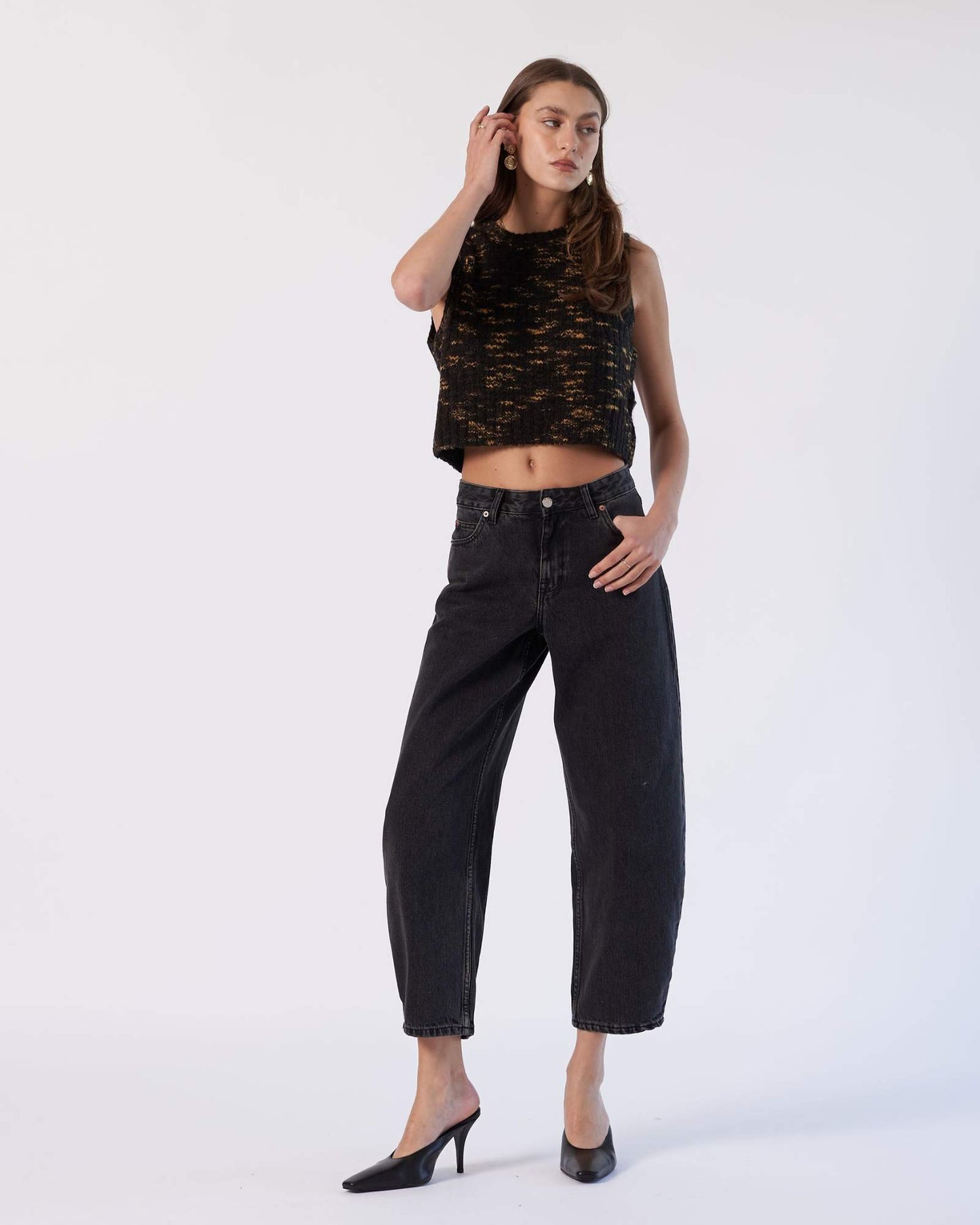 Nanci Barrel Jeans PETITE - Aged Black
