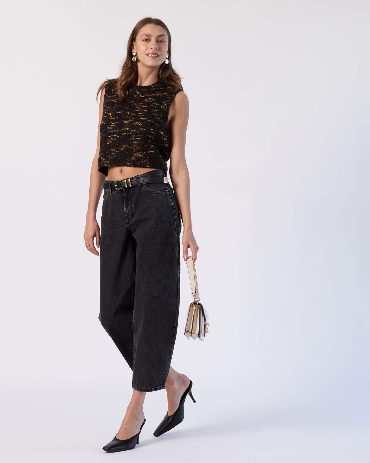 Nanci Barrel Jeans PETITE - Aged Black