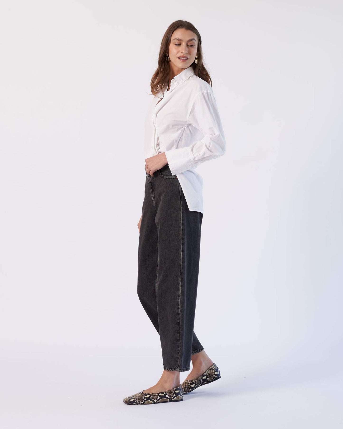 Nanci Barrel Jeans - Aged Black