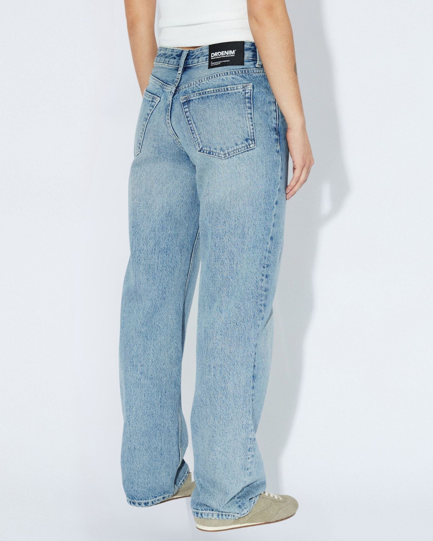 Nika Mid Straight Jeans - Drift Light Used
