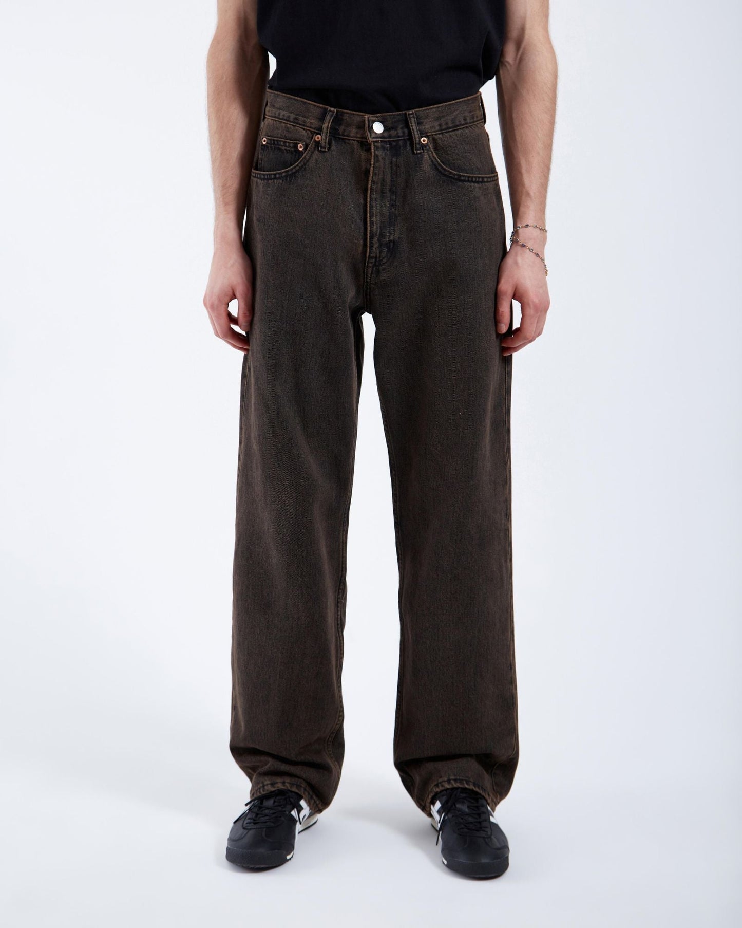 Omar Relaxed Jeans - Jet Brown