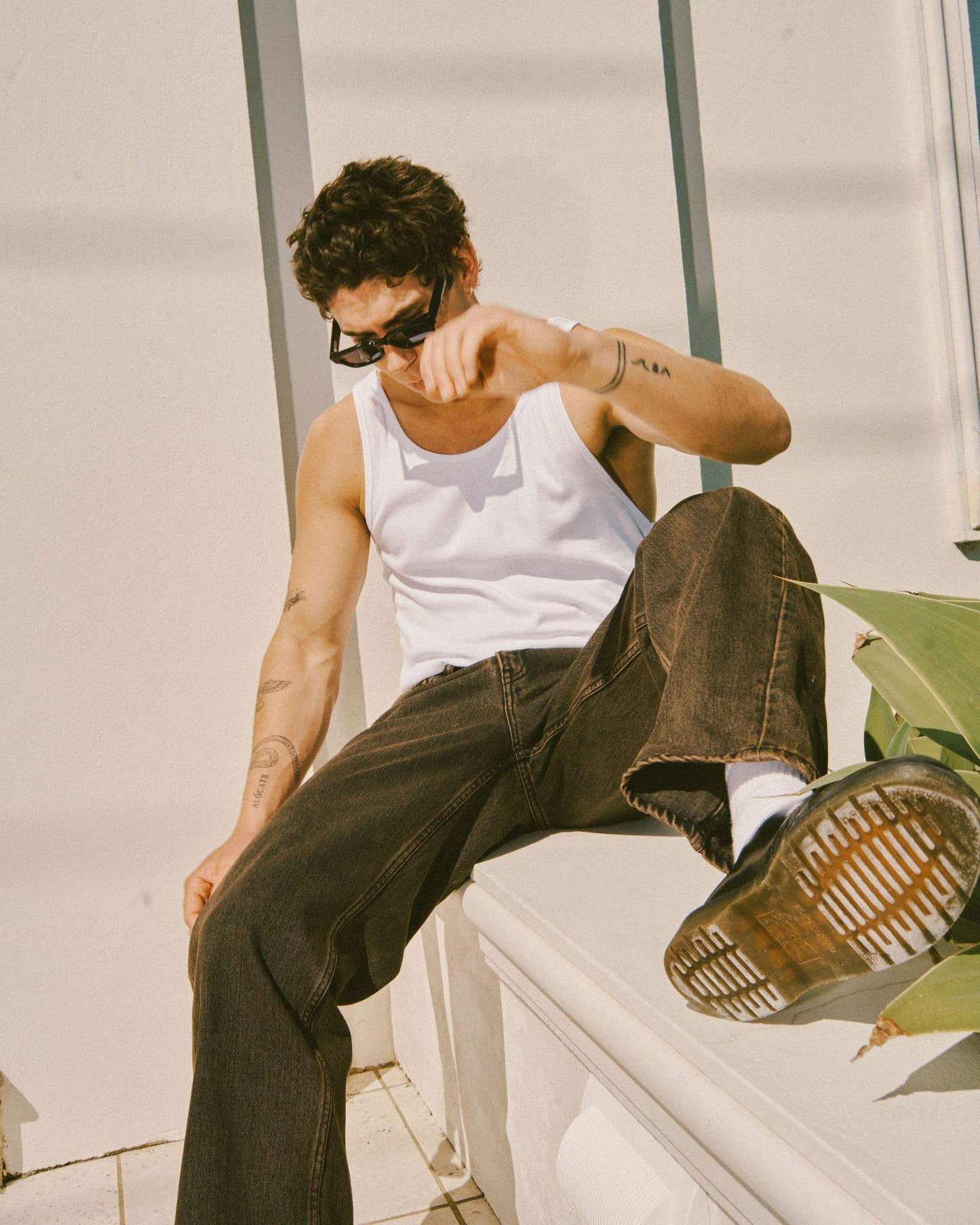 Omar Relaxed Jeans - Jet Brown