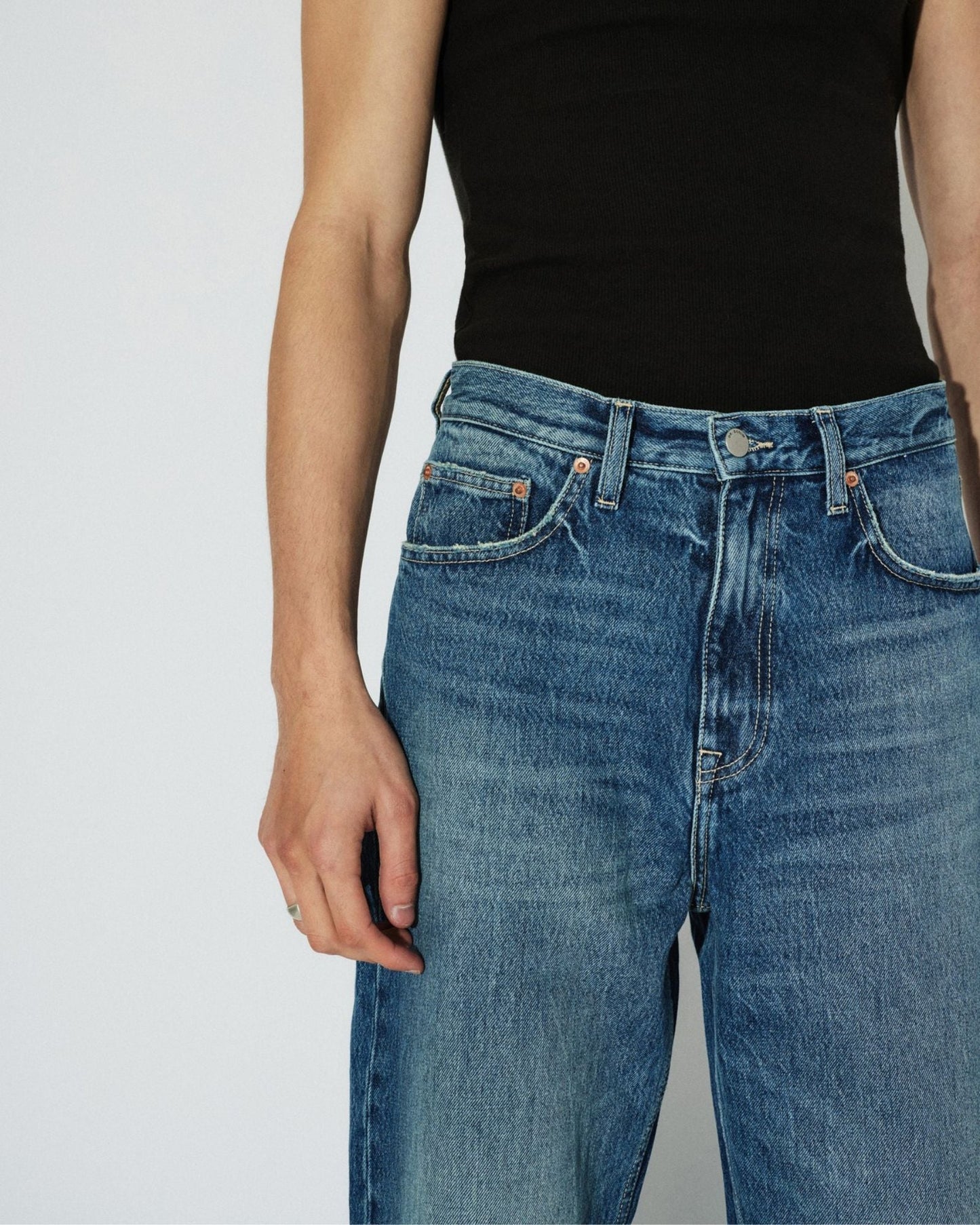 Omar Relaxed Jeans - Drift Mid Used