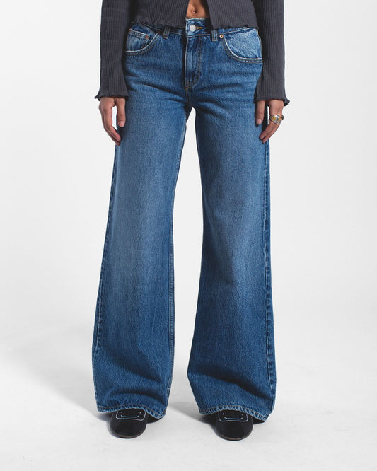 Rhue Low Wide Jeans - Stream Mid Used