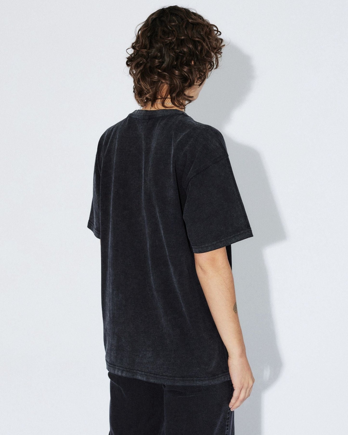 Trooper Tee - Washed Black Utopia