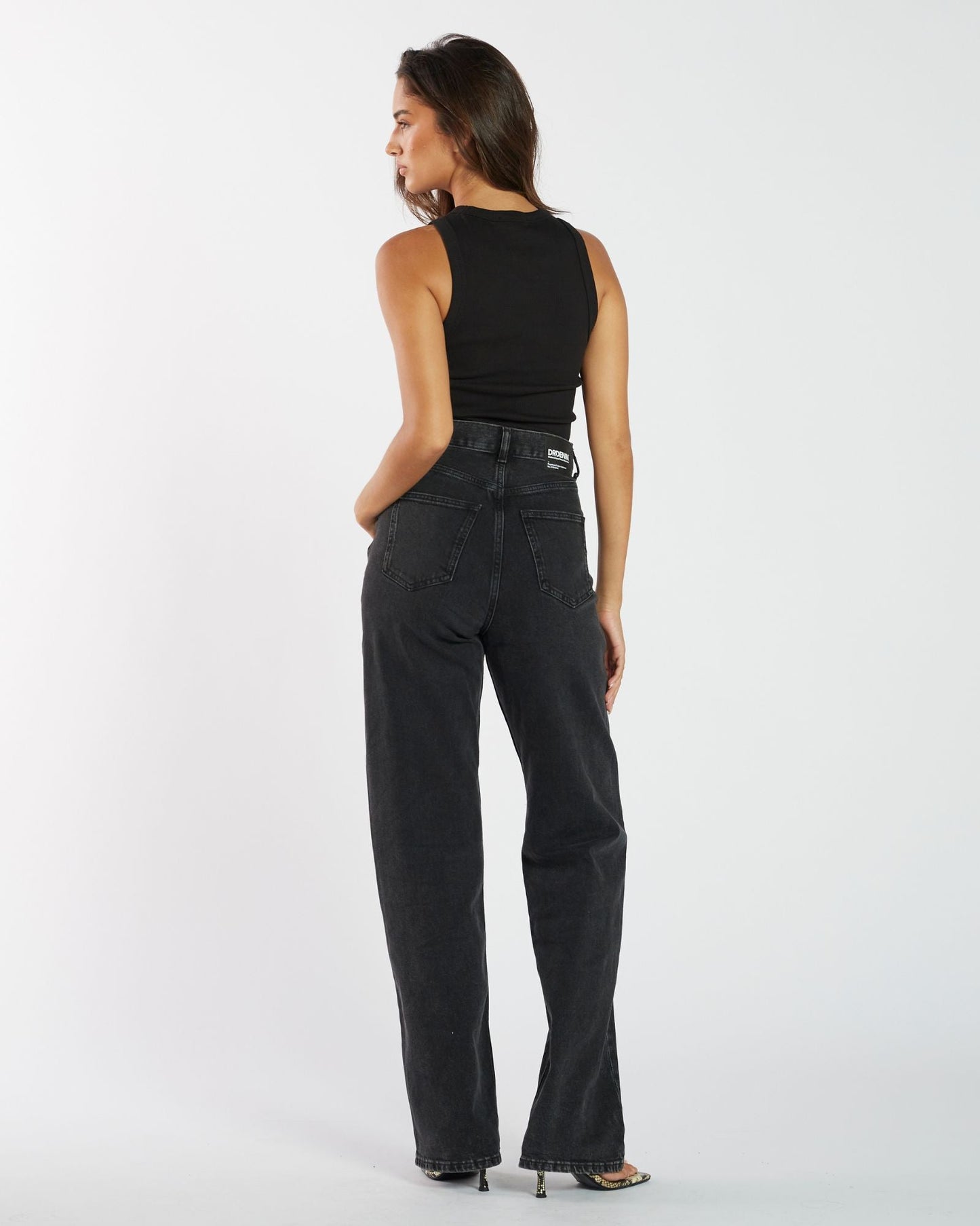 Echo High Straight Jeans PETITE - Tar Retro Black