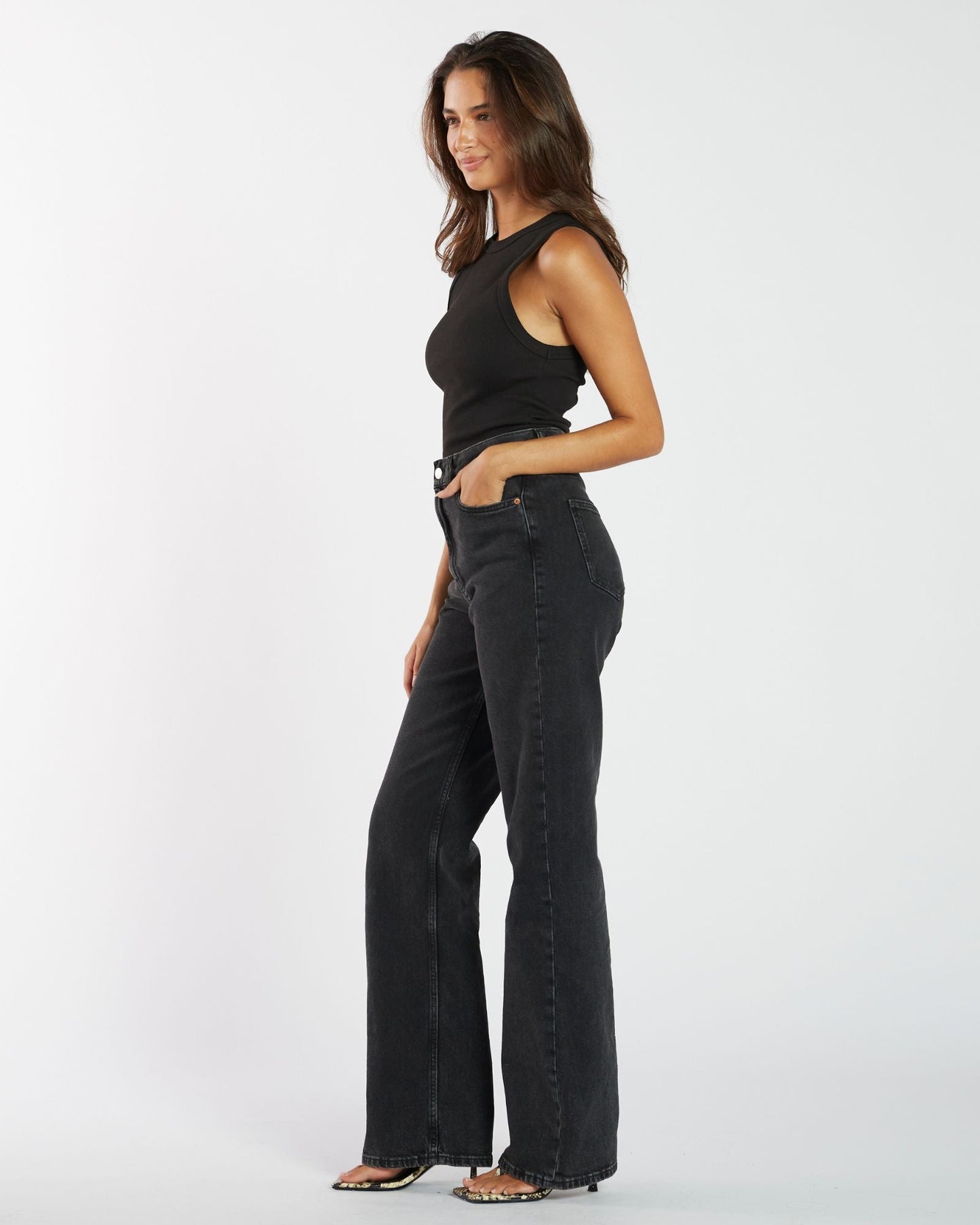 Echo High Straight Jeans - Tar Retro Black