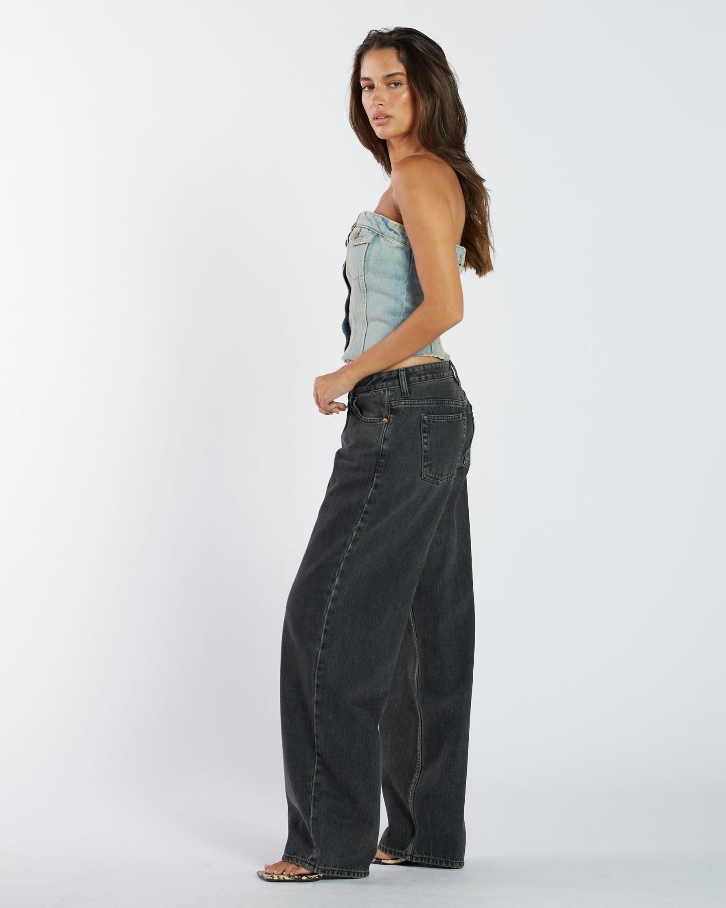 Hill Low Relaxed Jeans - Aged Black