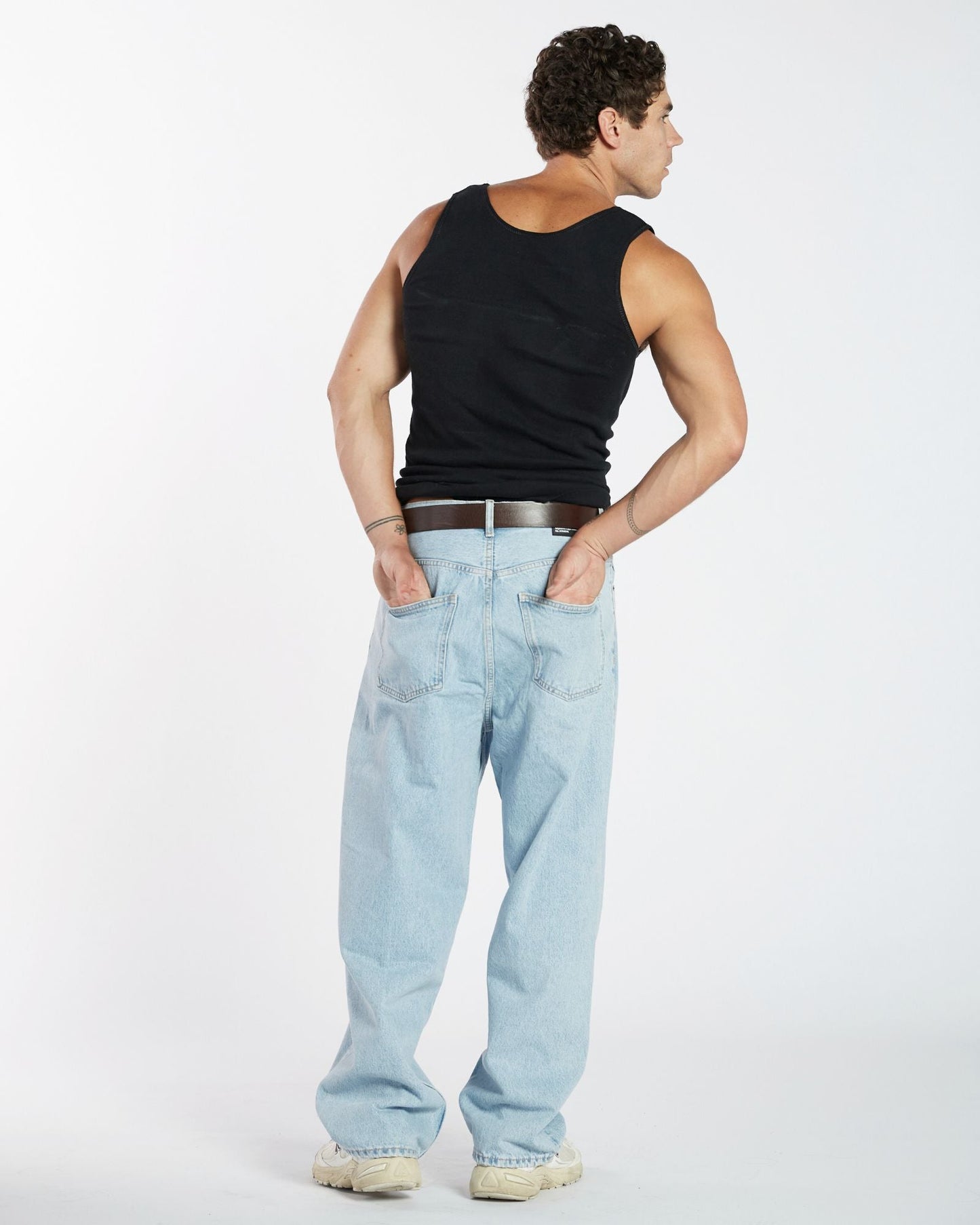 Kobe Baggy Jeans - Stream Light Retro